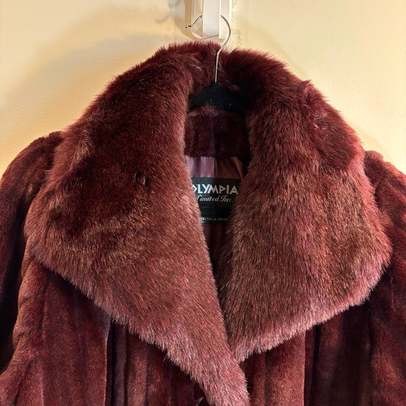 OLYMPIA Sz 2X Faux Fur Coat Lined Turned Lapel Pockets In Raisin Oversized - Picture 2 of 13